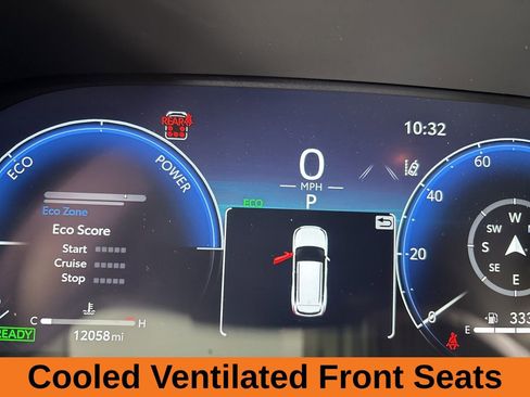 Used 2025 Toyota Highlander XLE image 16