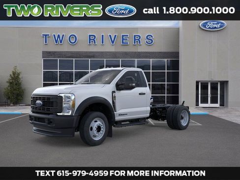 New 2025 Ford F550 4x4 Regular Cab Super Duty image 1