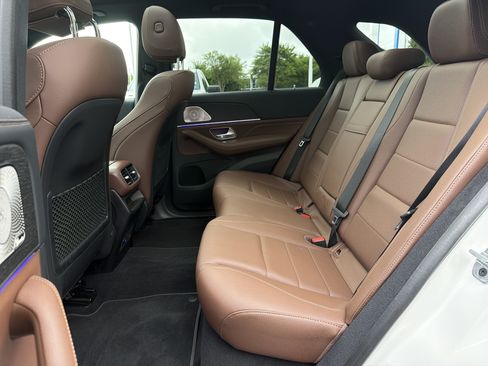 Used 2024 Mercedes-Benz GLE 350 4MATIC image 32