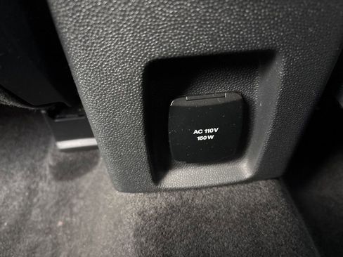 Used 2021 Ford EcoSport Titanium image 28