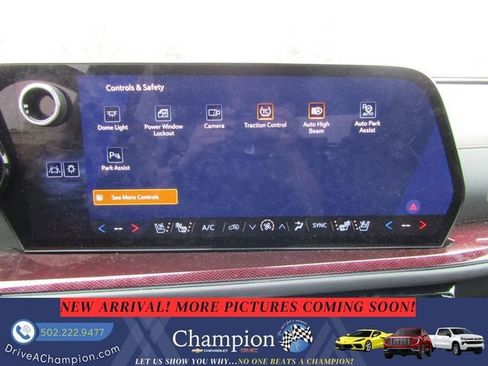 Used 2024 Chevrolet Traverse RS w/ LPO, Floor Liner Package AWD/4WD image 15