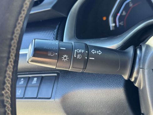 Used 2021 Honda Civic Sport image 19