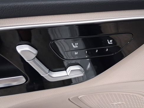 Used 2022 Mercedes-Benz C 300 4MATIC Sedan image 12