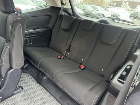 Used 2023 Subaru Ascent Premium w/ Convenience Package image 22