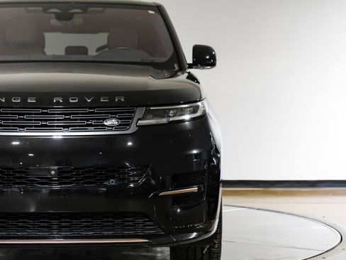 Used 2023 Land Rover Range Rover Sport SE Dynamic image 50