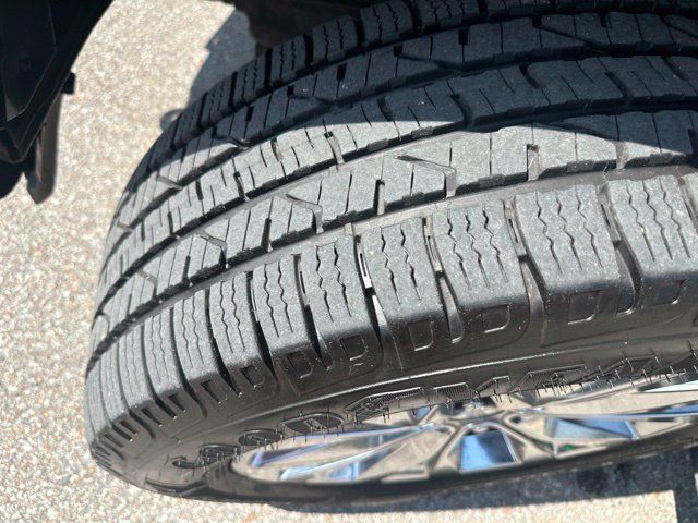 Used 2016 Ford F150 XLT w/ Equipment Group 302A Luxury AWD/4WD image 31