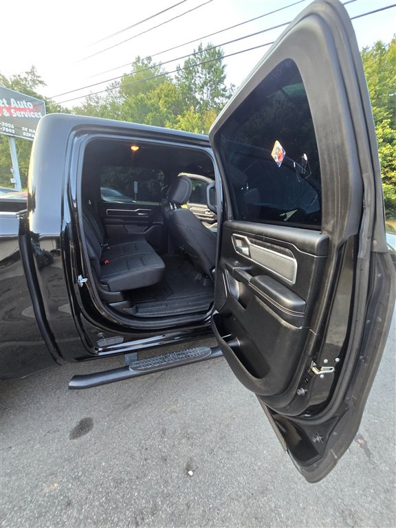 Used 2019 RAM 1500 Big Horn AWD/4WD image 13
