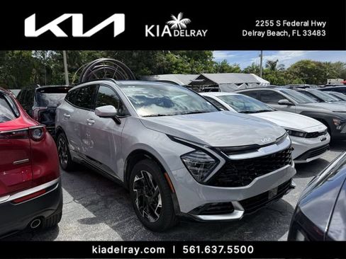 Certified 2025 Kia Sportage SX FWD image 6