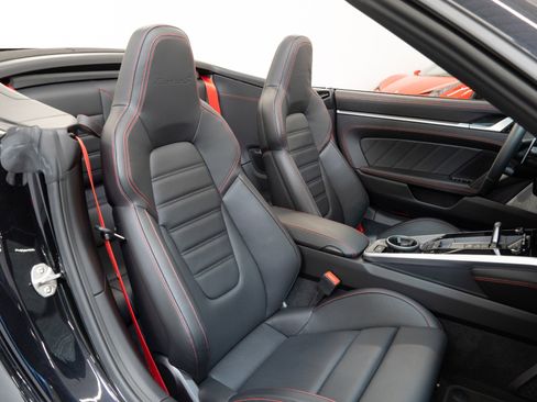 Used 2021 Porsche 911 Turbo S image 25