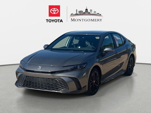 New 2026 Toyota Camry SE FWD image 7