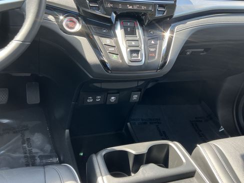 Used 2025 Honda Odyssey Touring image 23
