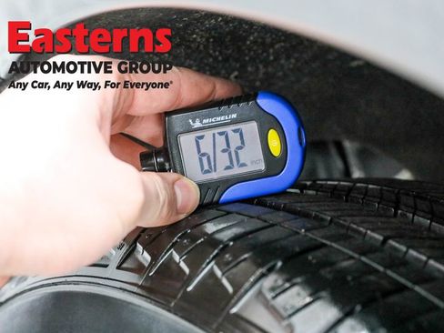 Used 2023 Chevrolet Equinox LT image 25