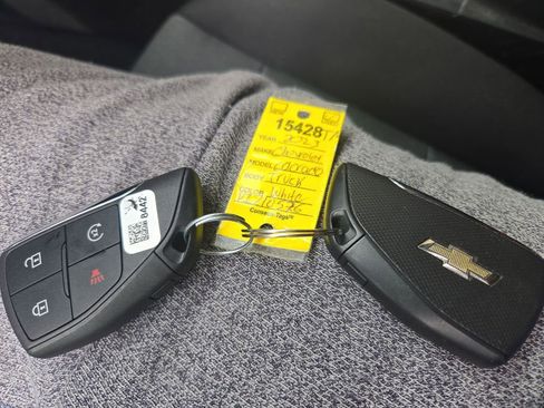 Used 2023 Chevrolet Colorado Trail Boss w/ Advanced Trailering Package image 39