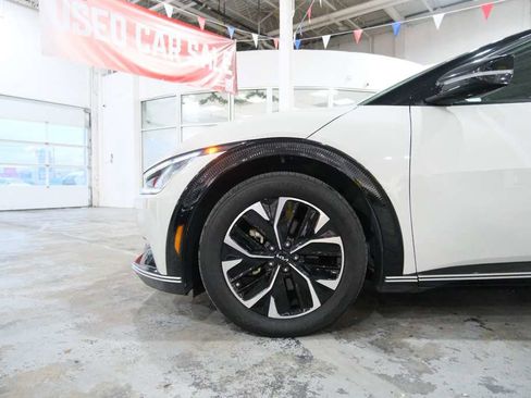 Used 2022 Kia EV6 Wind image 5