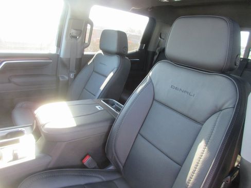 New 2026 GMC Sierra 1500 Denali image 14