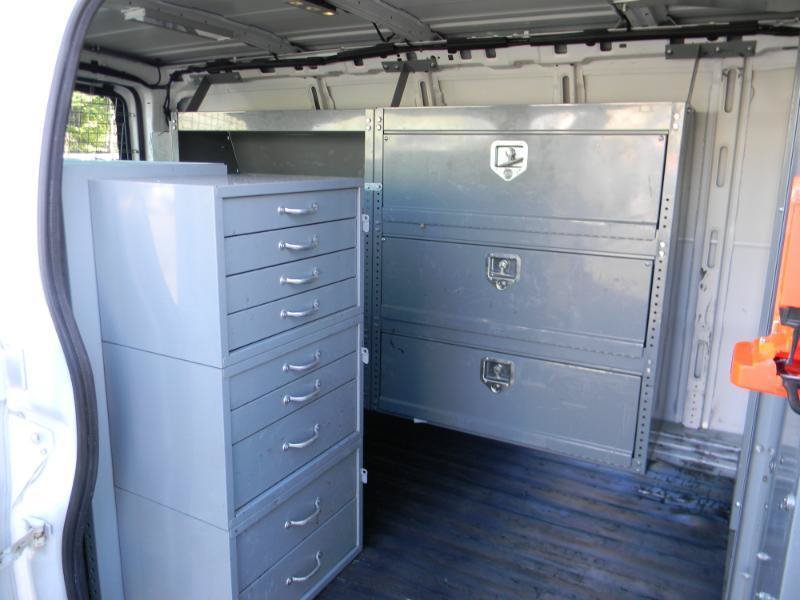 Used 2015 GMC Savana 3500 RWD image 18