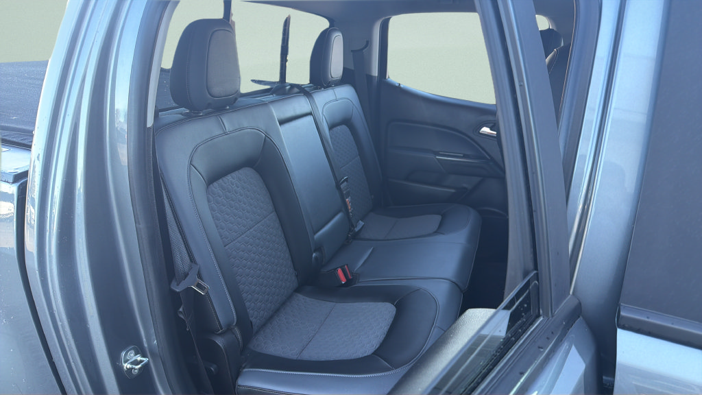 Used 2018 Chevrolet Colorado Z71 AWD/4WD image 19