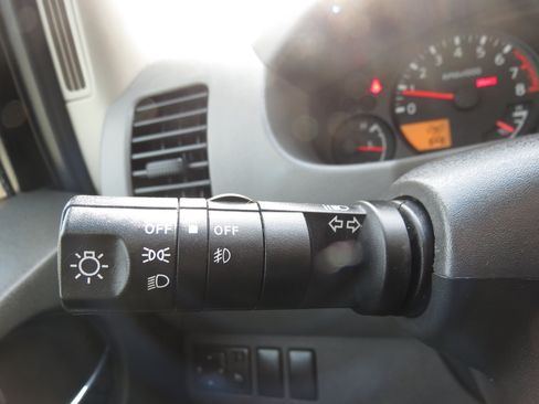 Used 2012 Nissan Xterra S w/ Value Package AWD/4WD image 15