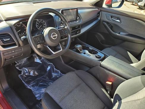 Certified 2023 Nissan Rogue SV image 13