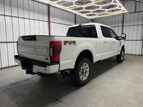 Used 2022 Ford F350 Platinum AWD/4WD image 6