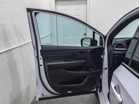 Used 2024 Honda Odyssey Sport image 12