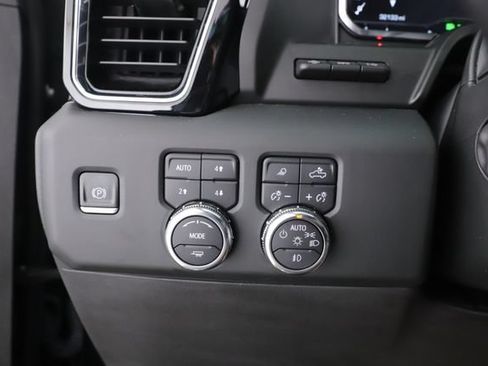 Used 2024 GMC Sierra 1500 Denali Ultimate AWD/4WD image 20