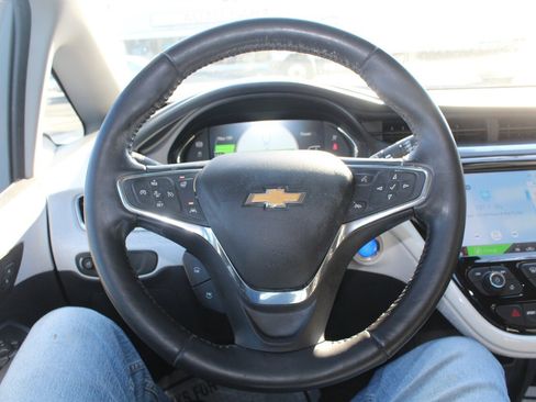 Used 2019 Chevrolet Bolt LT FWD image 6