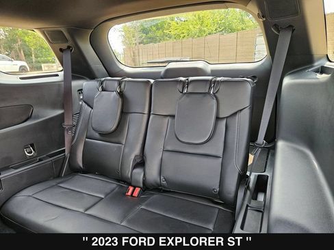 Used 2023 Ford Explorer ST w/ Equipment Group 401A AWD/4WD image 18