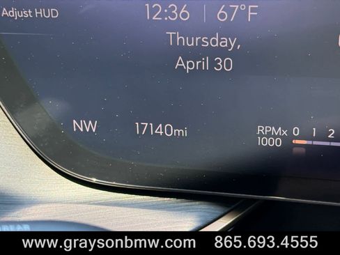 Used 2024 Buick Envision Avenir AWD/4WD image 37