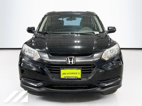 Used 2016 Honda HR-V LX image 2