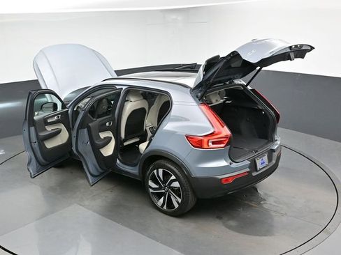 Used 2023 Volvo XC40 B5 Ultimate w/ Climate Package AWD/4WD image 51