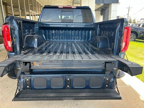 Used 2021 GMC Sierra 1500 SLT AWD/4WD image 12
