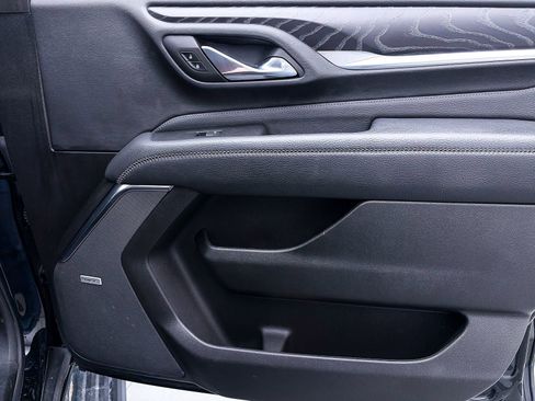 Used 2023 GMC Yukon Denali image 38