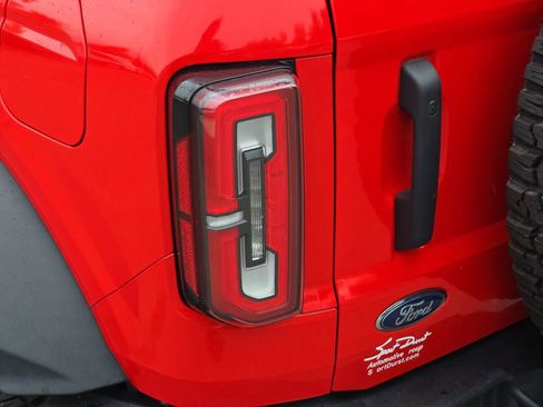 Used 2022 Ford Bronco Wildtrak image 29