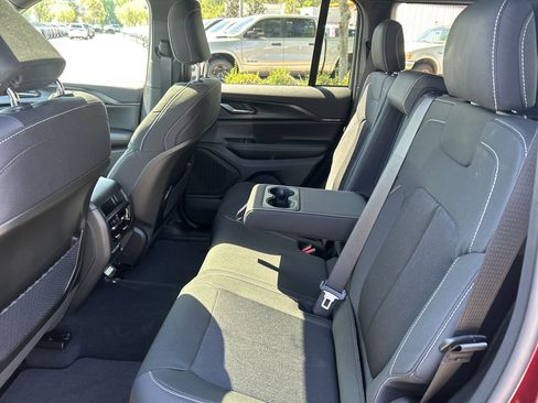 New 2026 Jeep Grand Cherokee Laredo X RWD image 34