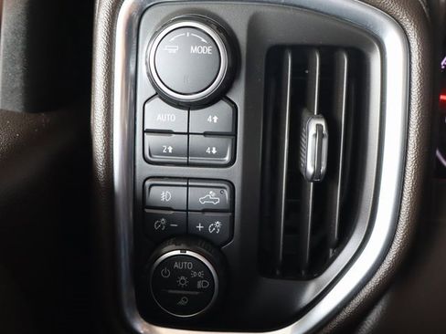 Used 2020 Chevrolet Silverado 2500 LTZ w/ LTZ Plus Package image 27