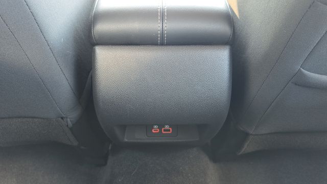 Used 2024 Nissan Altima 2.5 SV FWD image 12