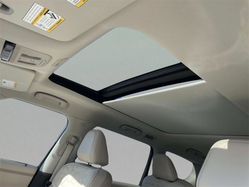 New 2026 Nissan Armada Platinum image 13