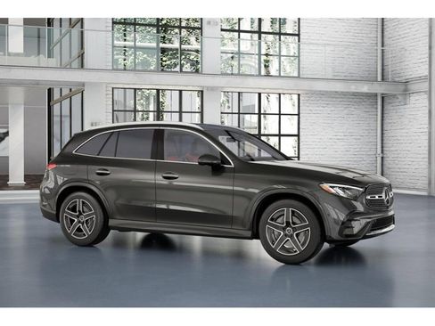 New 2025 Mercedes-Benz GLC 300 4MATIC image 13