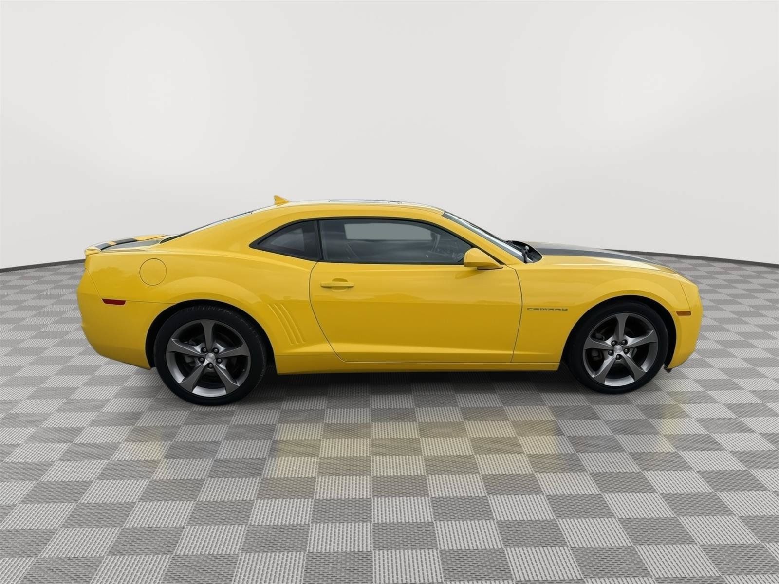 Used 2013 Chevrolet Camaro LT w/ RS Package RWD image 8