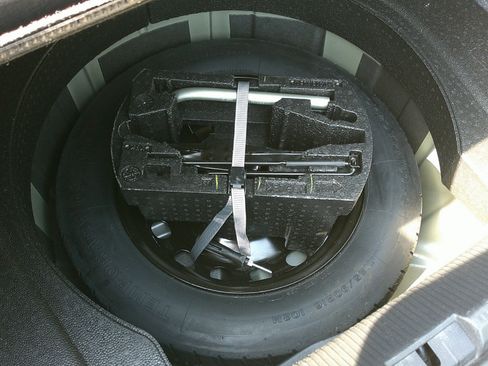 Used 2015 Volkswagen Passat 1.8T Limited Edition image 13