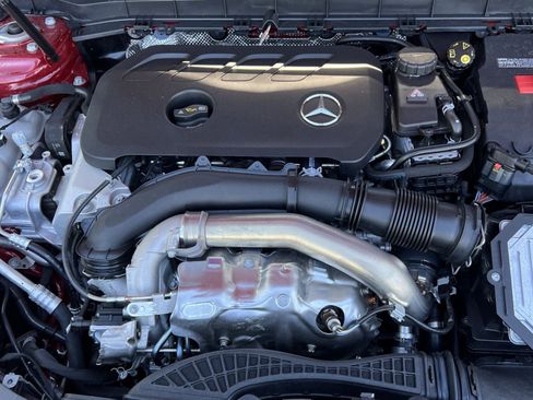 New 2026 Mercedes-Benz GLB 250 4MATIC image 34