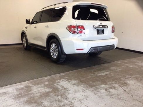 Used 2020 Nissan Armada SV RWD image 4
