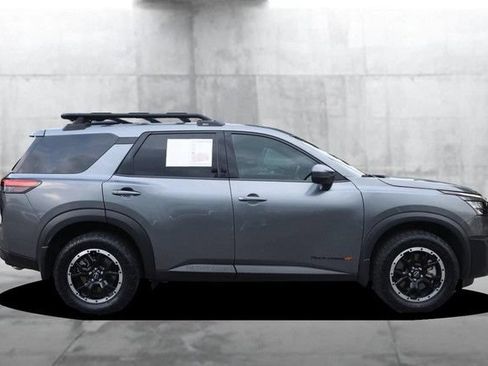 Certified 2025 Nissan Pathfinder Rock Creek AWD/4WD image 5