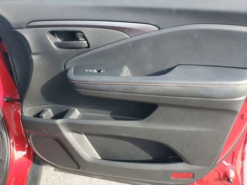 Used 2023 Honda Passport TrailSport image 42