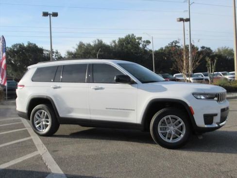 New 2025 Jeep Grand Cherokee L Laredo w/ Luxury Tech Group I image 2