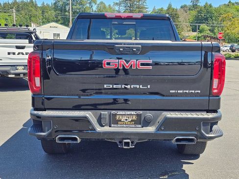 Used 2023 GMC Sierra 1500 Denali w/ Denali Reserve Package AWD/4WD image 4