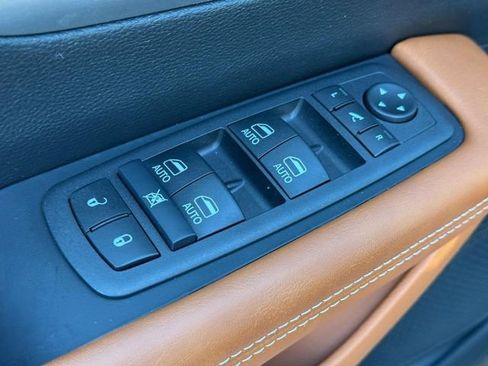New 2026 Chrysler Pacifica Pinnacle FWD image 13
