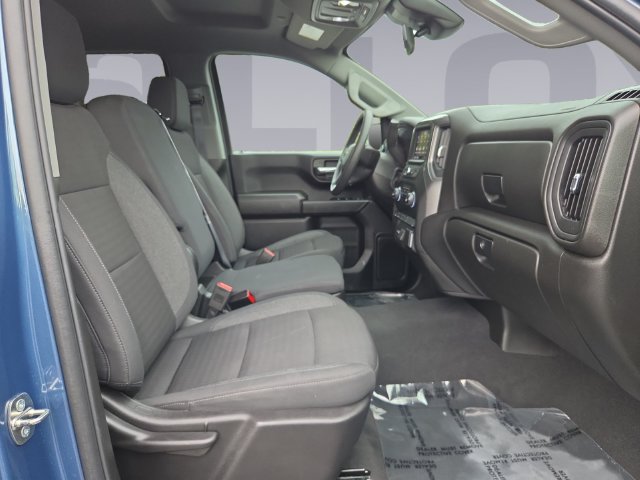 Certified 2024 Chevrolet Silverado 1500 Custom AWD/4WD image 17