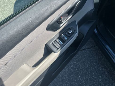 Certified 2025 Subaru Forester Premium image 12